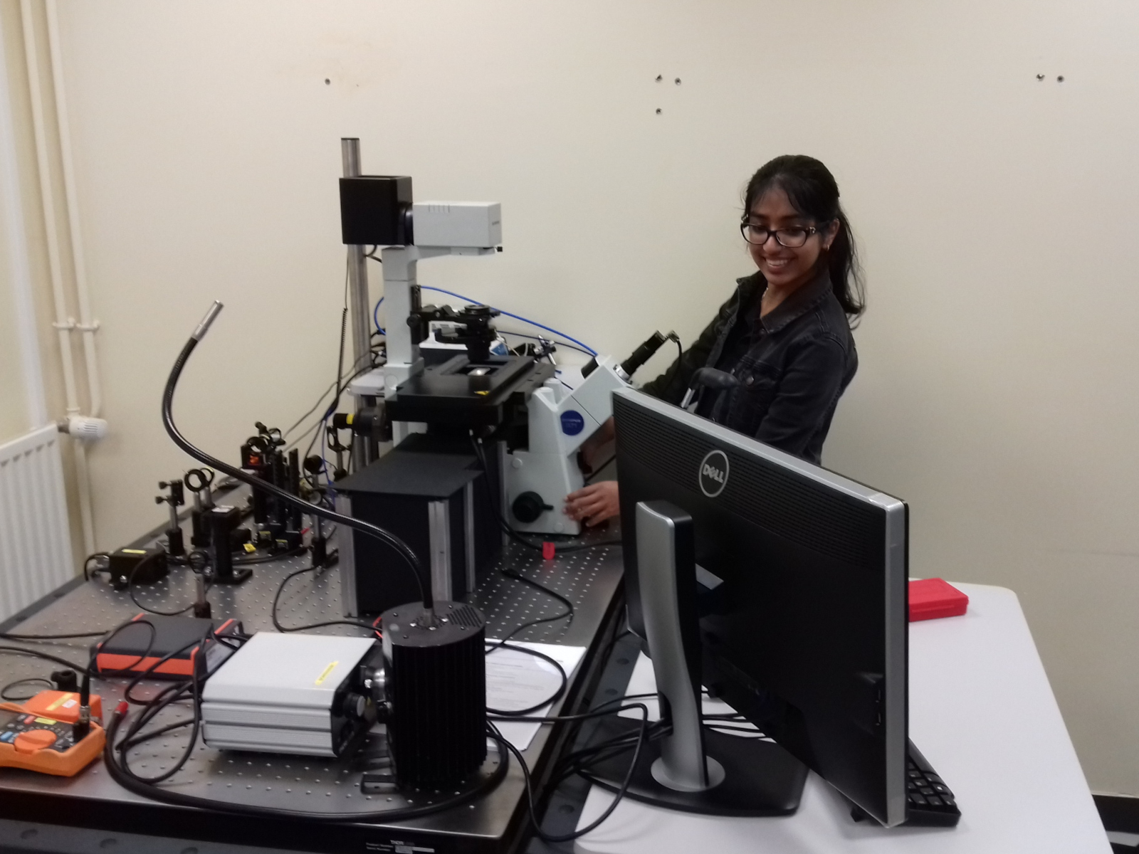 Photograph of Greshma in the lab.